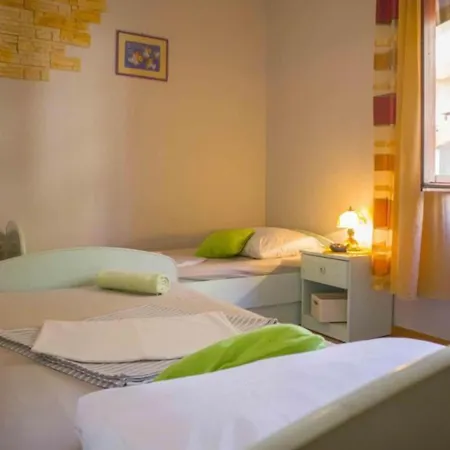 Jukica - Two Bedroom With Sea View Apartamento *
